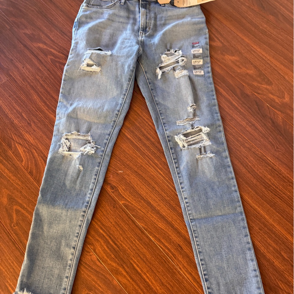 Levi's Sculpt High Rise Skinny Jeans